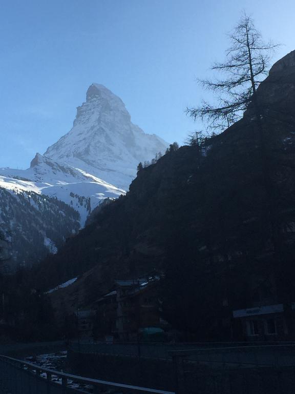 Haus Pirata Apartman Zermatt Kültér fotó