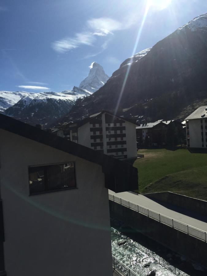 Haus Pirata Apartman Zermatt Kültér fotó